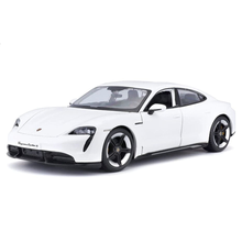Bburago Collector - 1:24 Diecast - Collezione - W/O Stand - Porsche Taycan Turbo S