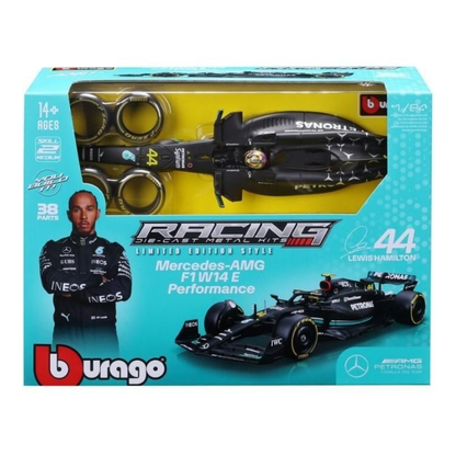 Bburago F1 - 1:24 Diecast - Mercedez Amg W14 E Performance Formula Model Kit (With Helmet, W/O Plastic Stand)