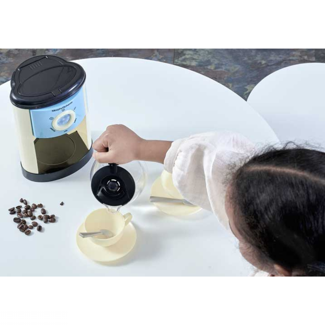 Casdon Morphy Richards Coffee Maker & Cups 3