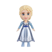 Disney Princess Mini 3-Inch Frozen 2 Travel Elsa Figure 1