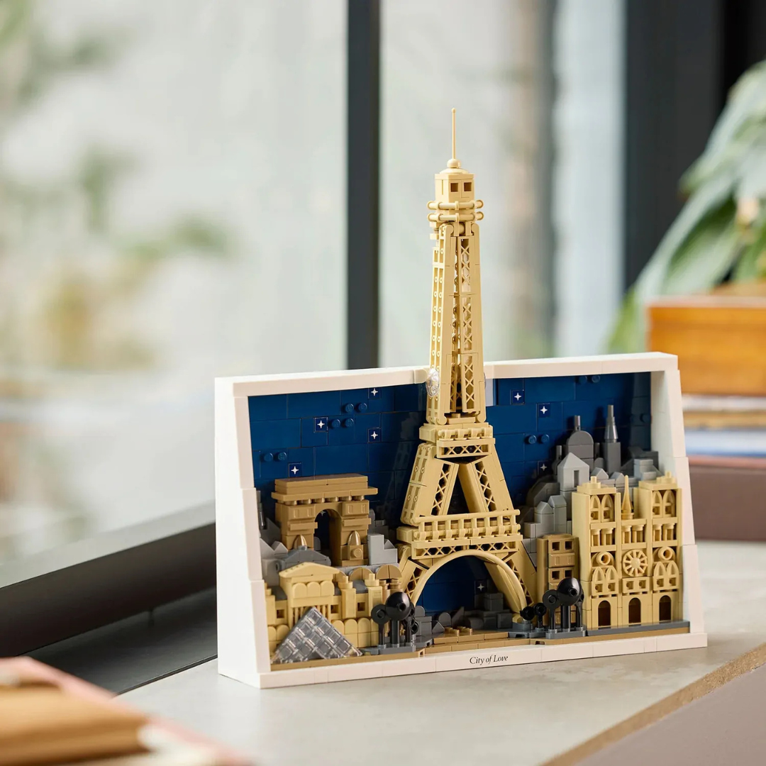 LEGO: Architecture Paris “ City Of Love Building Set (21064) 18+