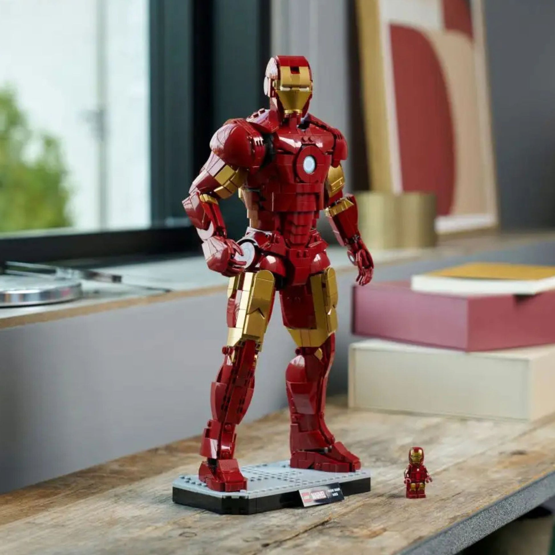 LEGO: Marvel Iron Man Mark 3 Collectors’ Edition  (76344) - 2