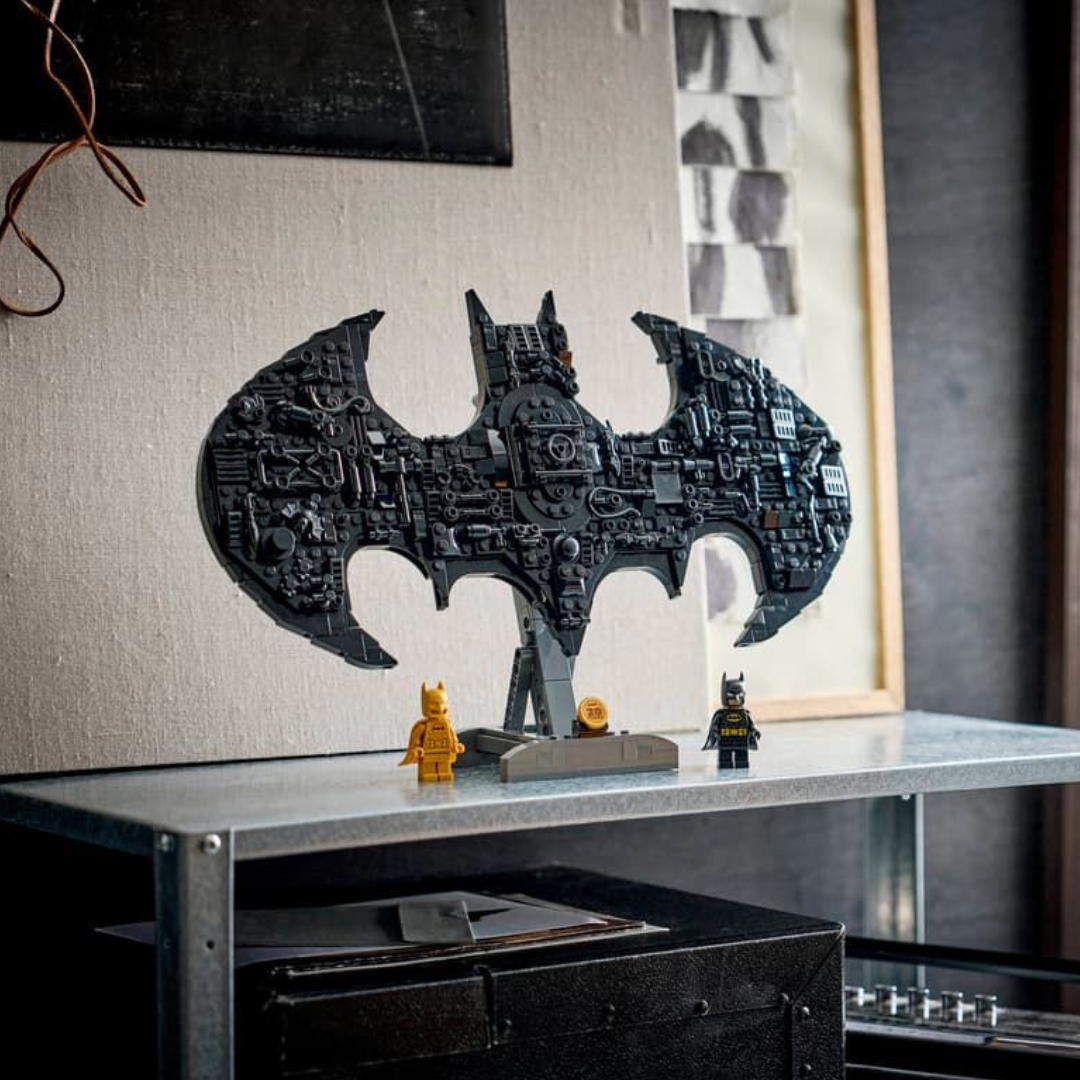 LEGO: Batman Logo V29 (76330)