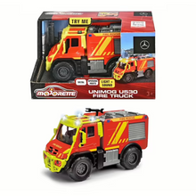 Majorette Unimog U530 Fire Truck - Light And Sound 1