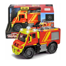 Majorette Unimog U530 Fire Truck - Light And Sound 2