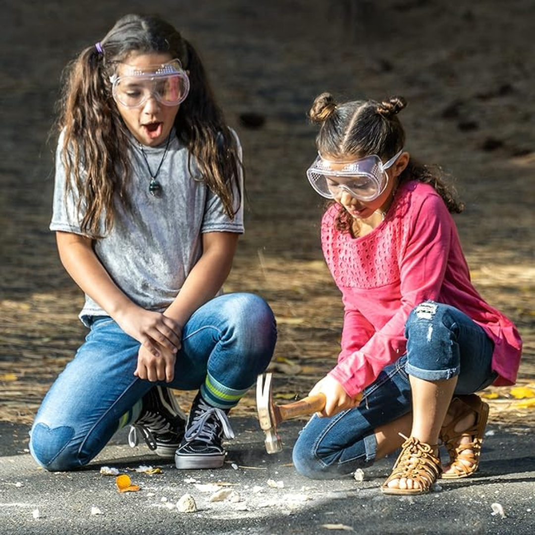 Nat Geo Break Open 5 Geodes Kit 3