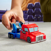 Hasbro Transformers Earthspark 1 Step Smash - Optimus