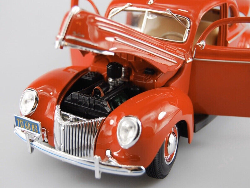 Maisto 1:18 SE (B)-1939 Ford Deluxe Coupe